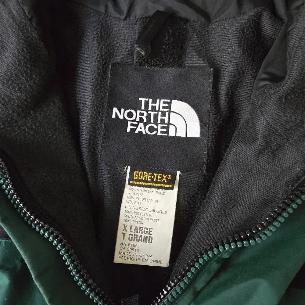 ​Vintage The North Face 1990 Mountain Jacket Gore-Tex Green Black XL Coat 90s